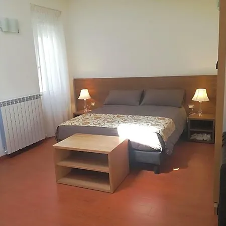 Il Prugnolo 3* Кастель-ди-Сангро